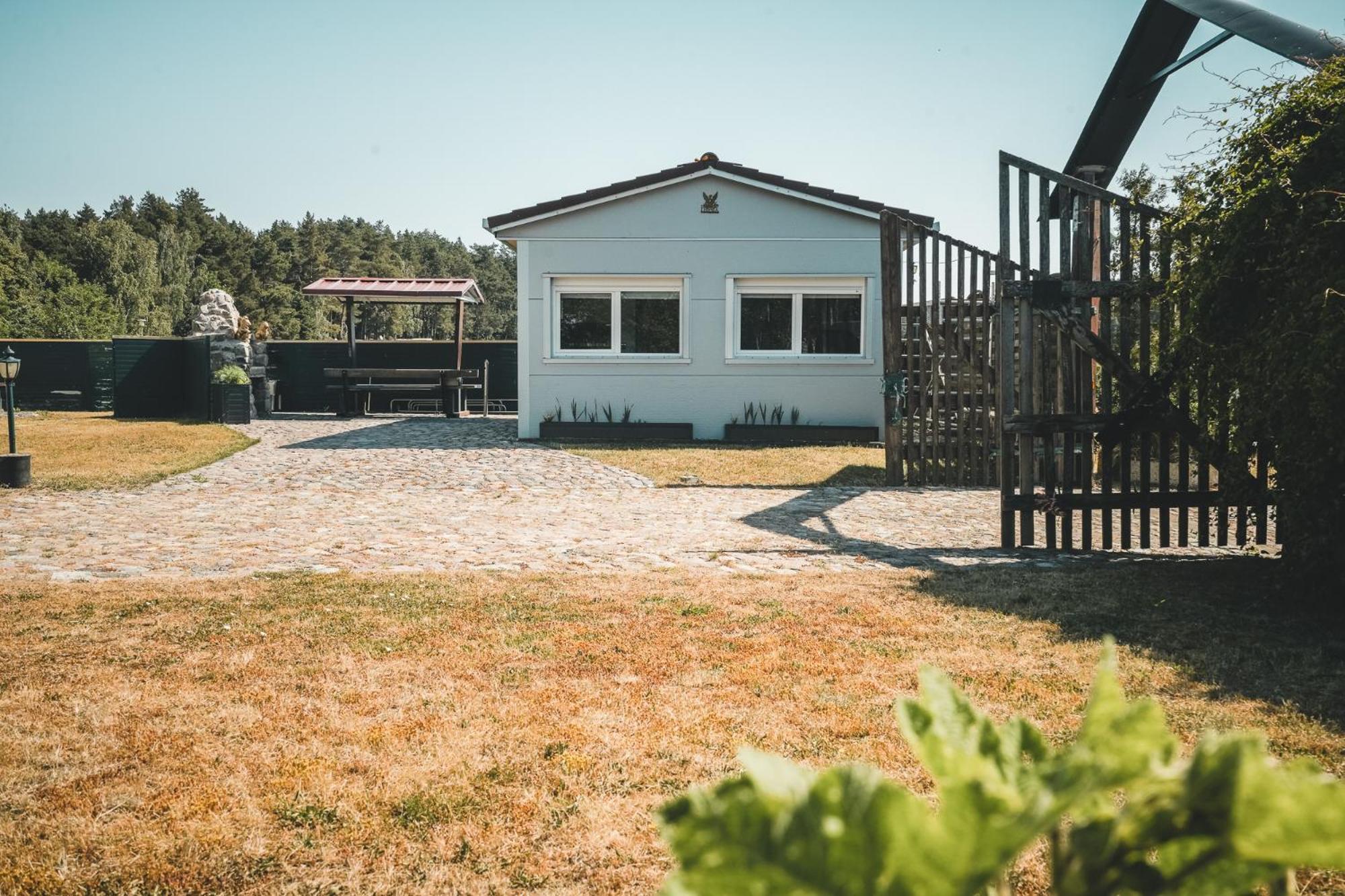 Black Tiger Seaside - Ferienwohnungen Direkt Am See Garden Экстерьер фото
